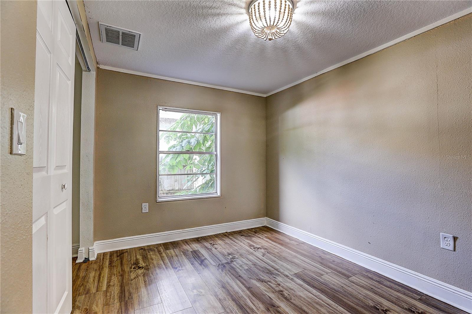 Image 17 of 31 For 303 130th Avenue