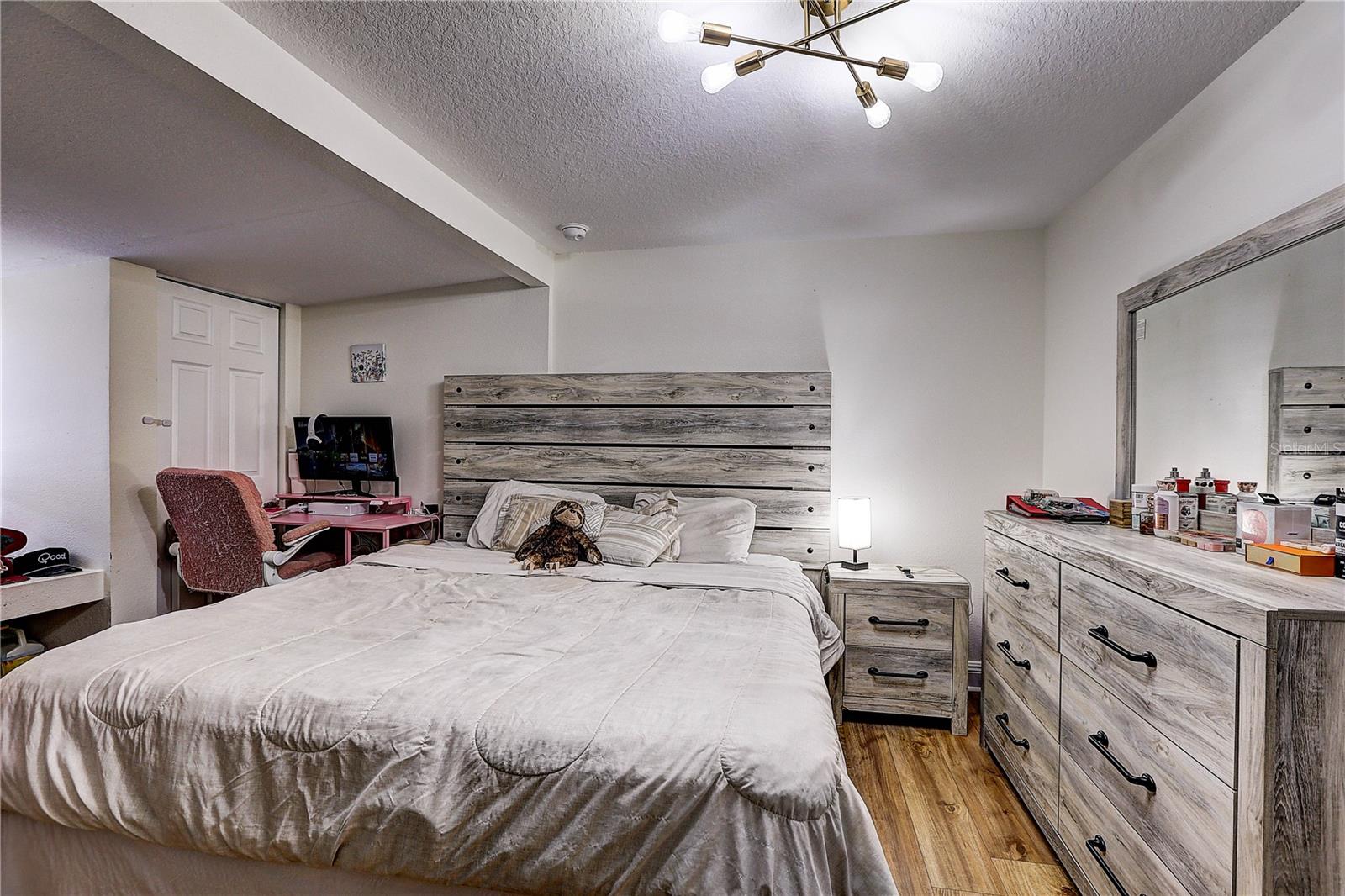 Image 21 of 31 For 303 130th Avenue