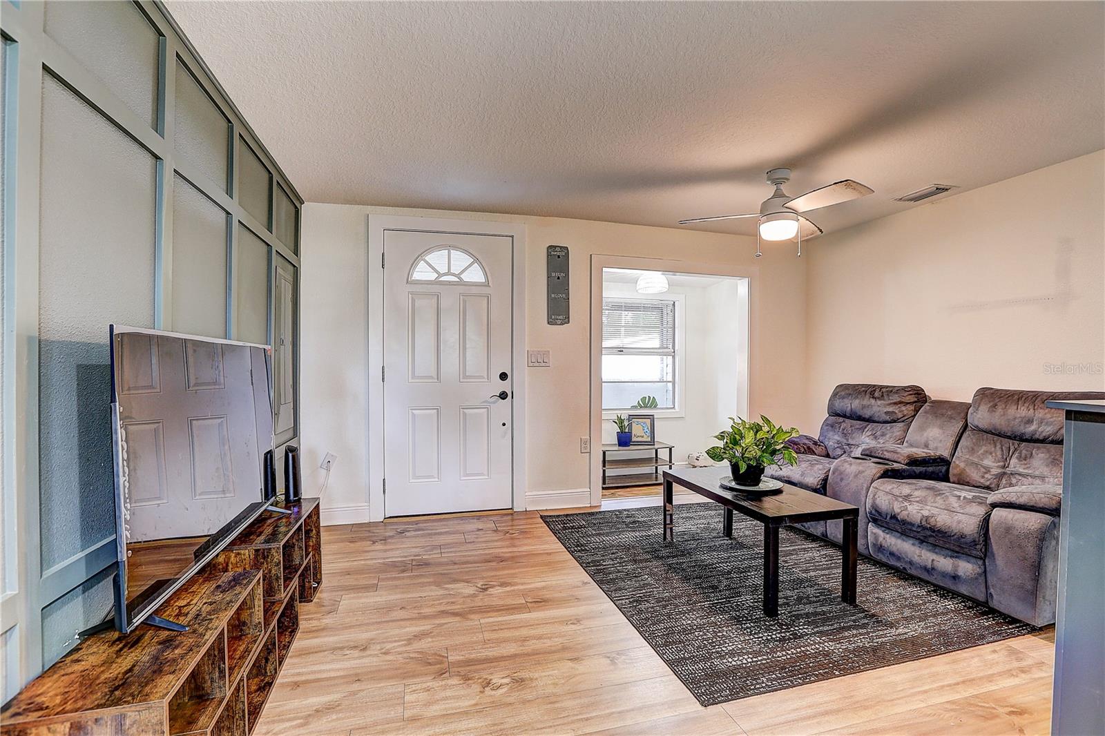 Image 6 of 31 For 303 130th Avenue