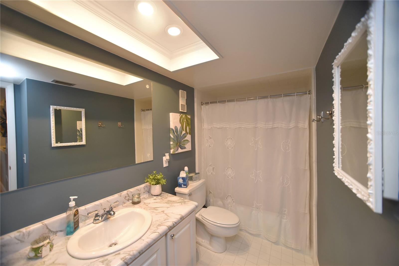 Image 14 of 40 For 4900 Brittany Drive S 1003