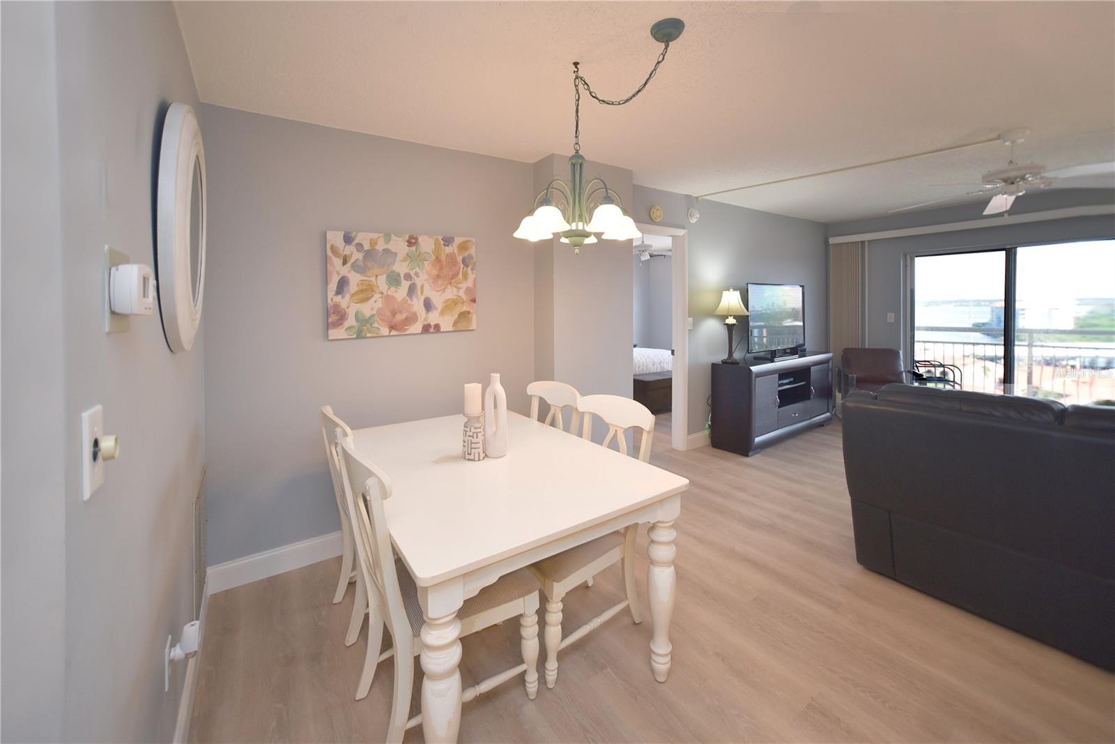 Image 22 of 40 For 4900 Brittany Drive S 1003