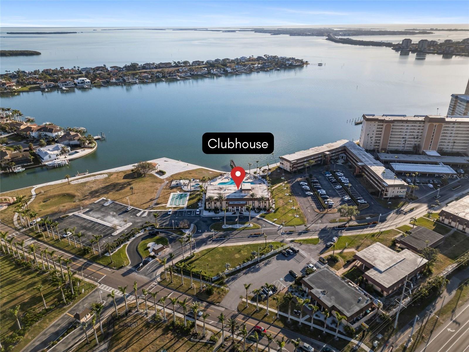 Image 6 of 40 For 4900 Brittany Drive S 1003