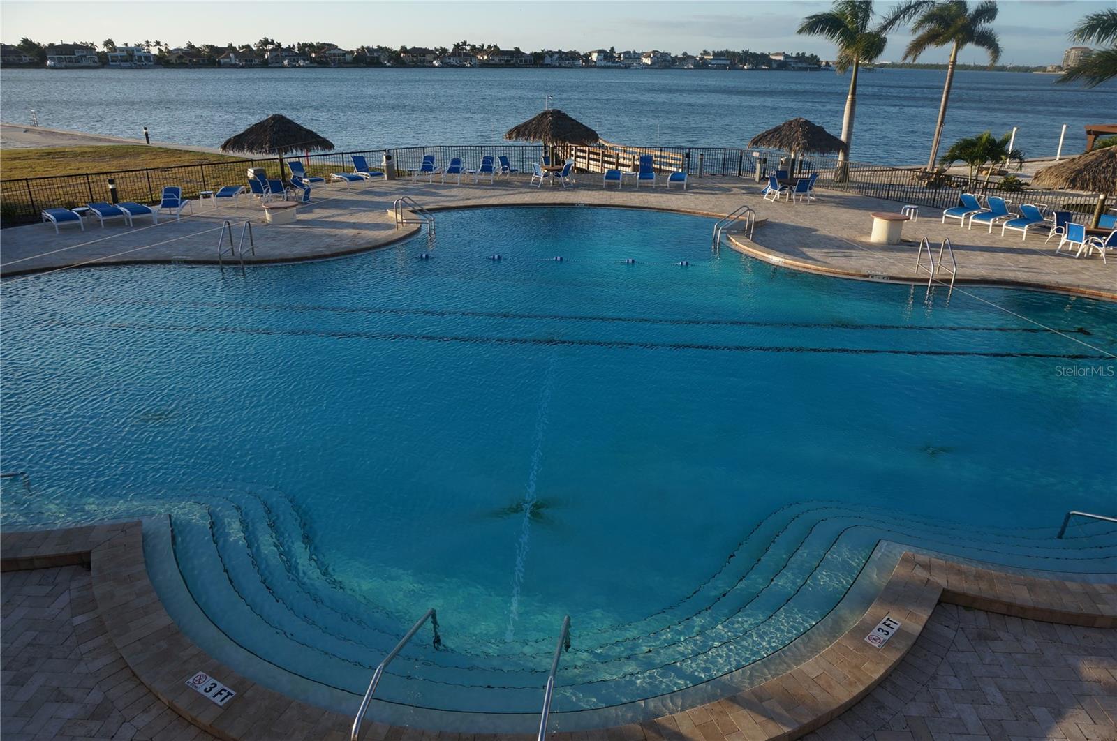 Image 7 of 40 For 4900 Brittany Drive S 1003