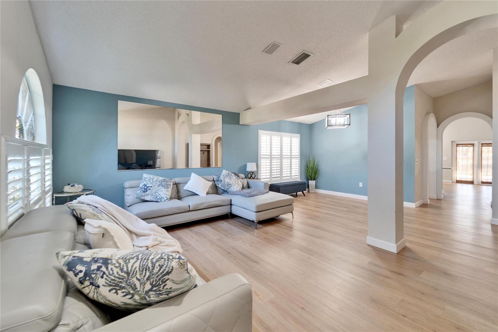 Image 13 of 38 For 11225 Scotchwood Drive