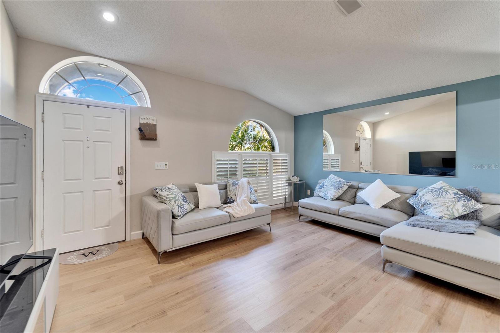 Image 14 of 38 For 11225 Scotchwood Drive