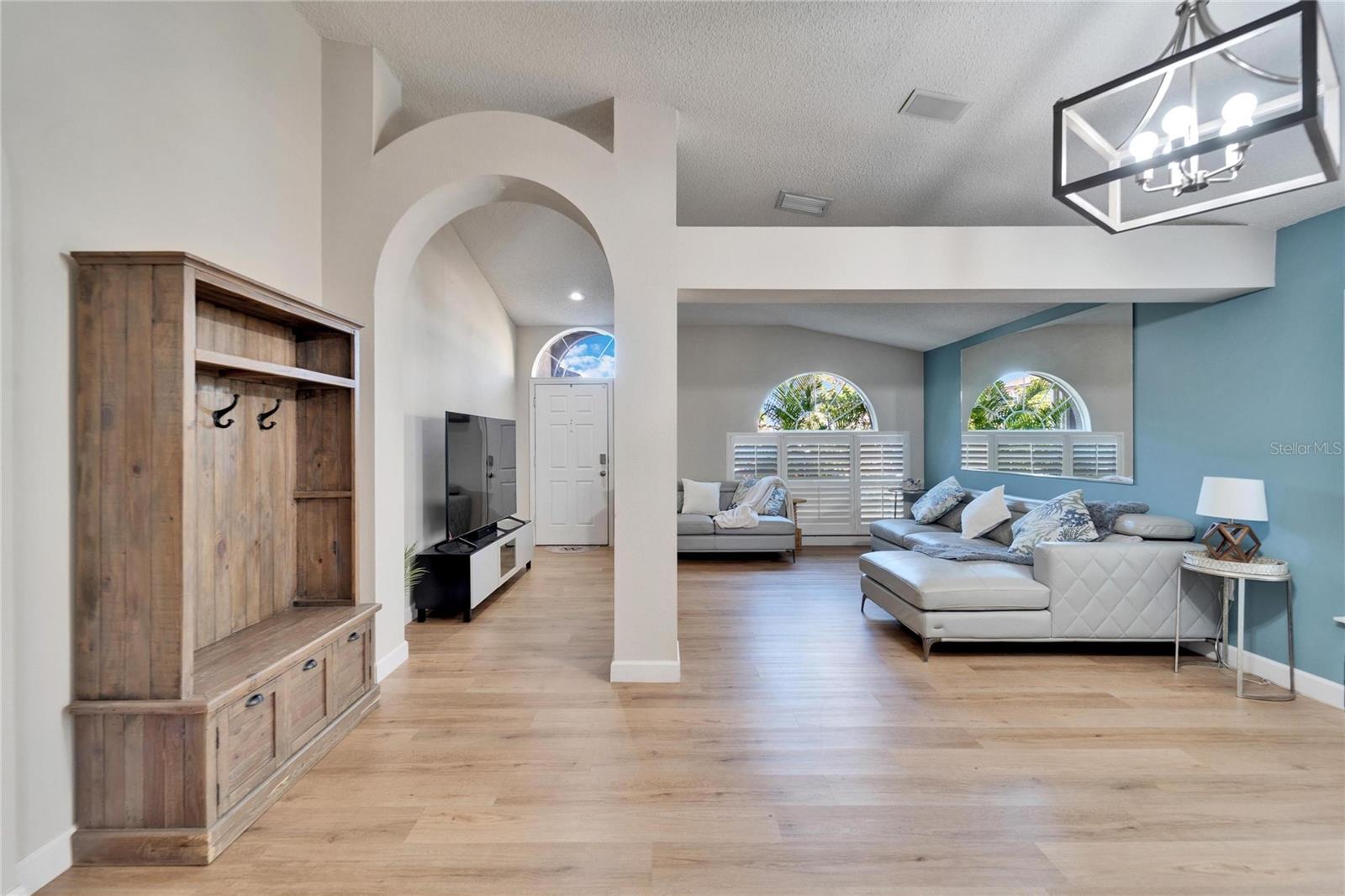 Image 17 of 38 For 11225 Scotchwood Drive