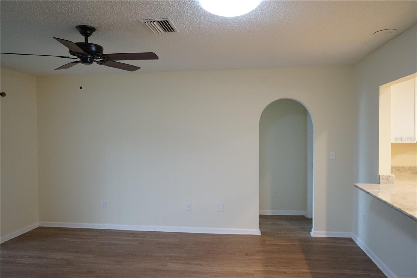 Image 10 of 64 For 317 Green Manor Way 38 B