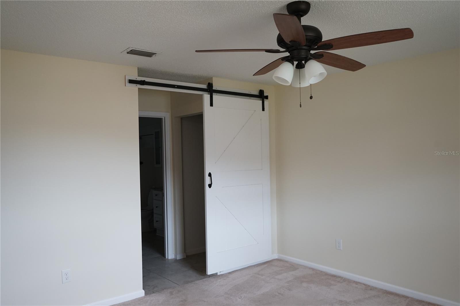 Image 20 of 64 For 317 Green Manor Way 38 B