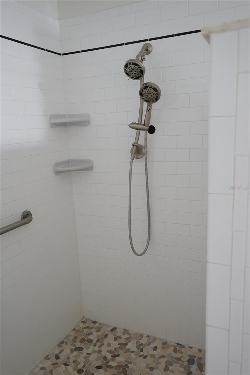 Image 24 of 64 For 317 Green Manor Way 38 B