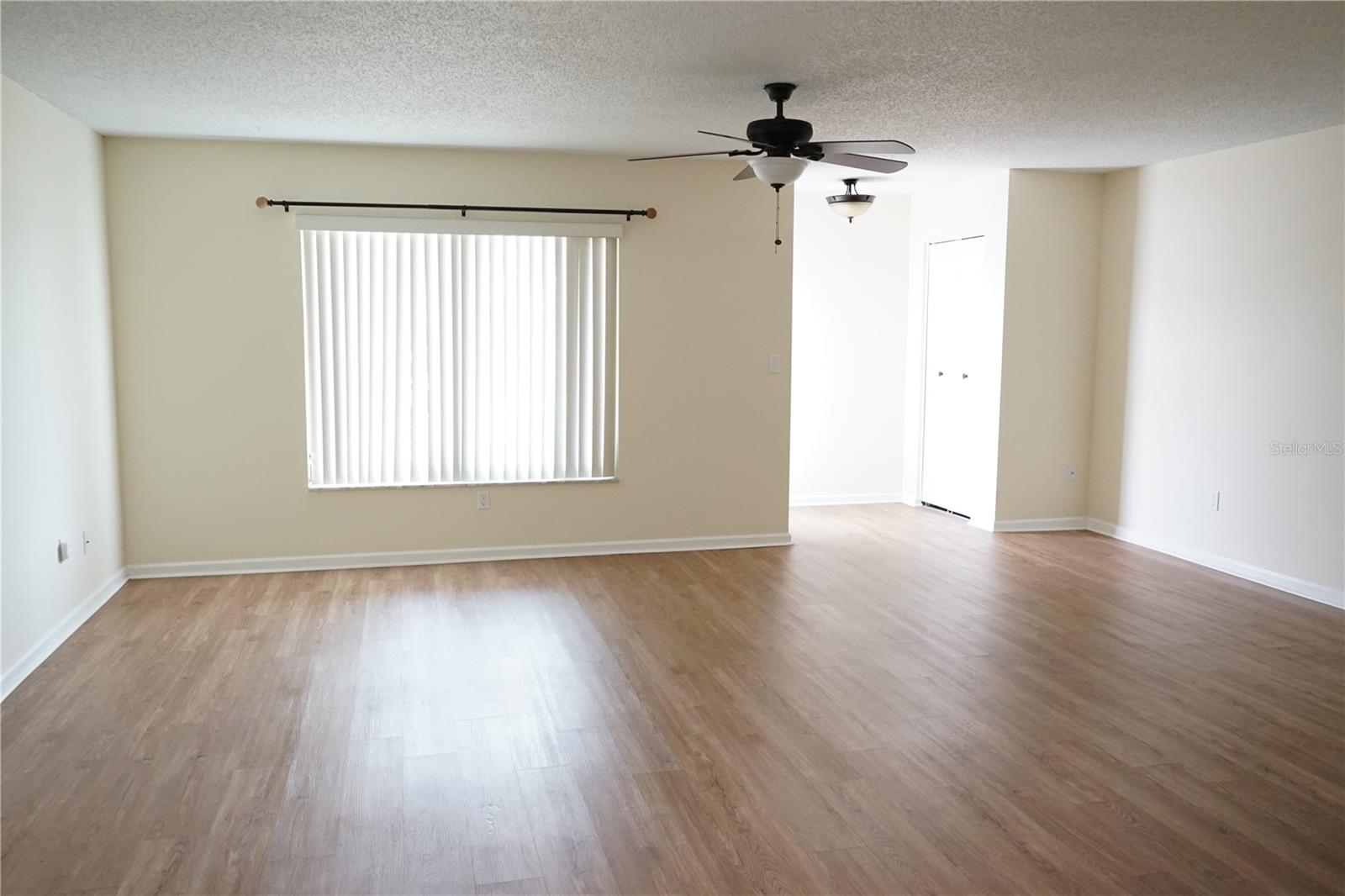 Image 4 of 64 For 317 Green Manor Way 38 B