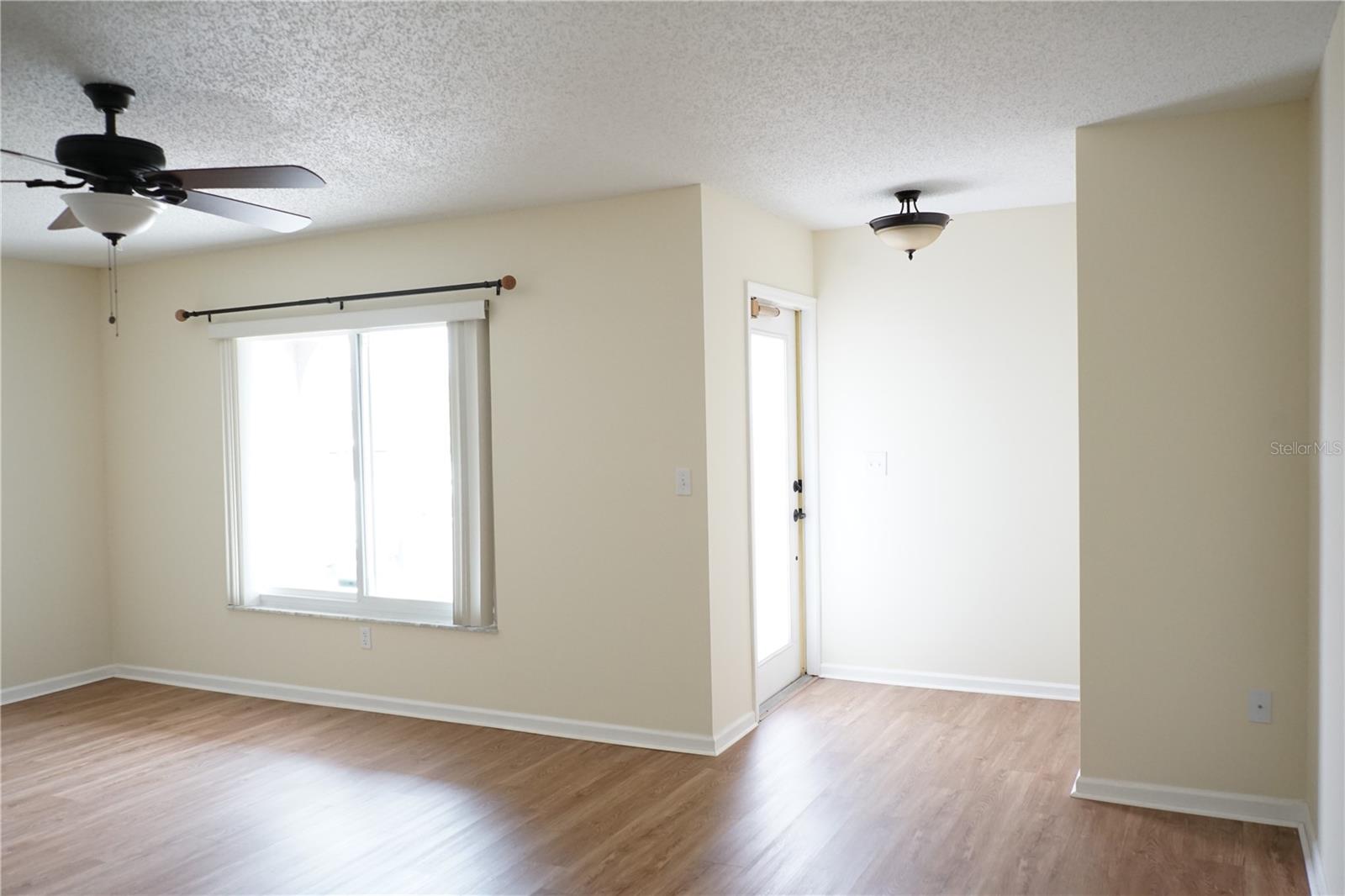 Image 5 of 64 For 317 Green Manor Way 38 B