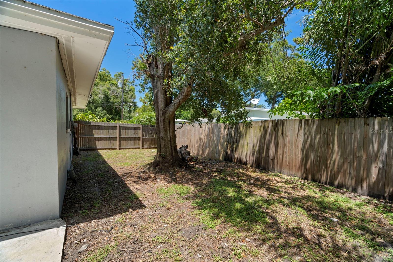 Image 28 of 36 For 1571 Jeffords Street