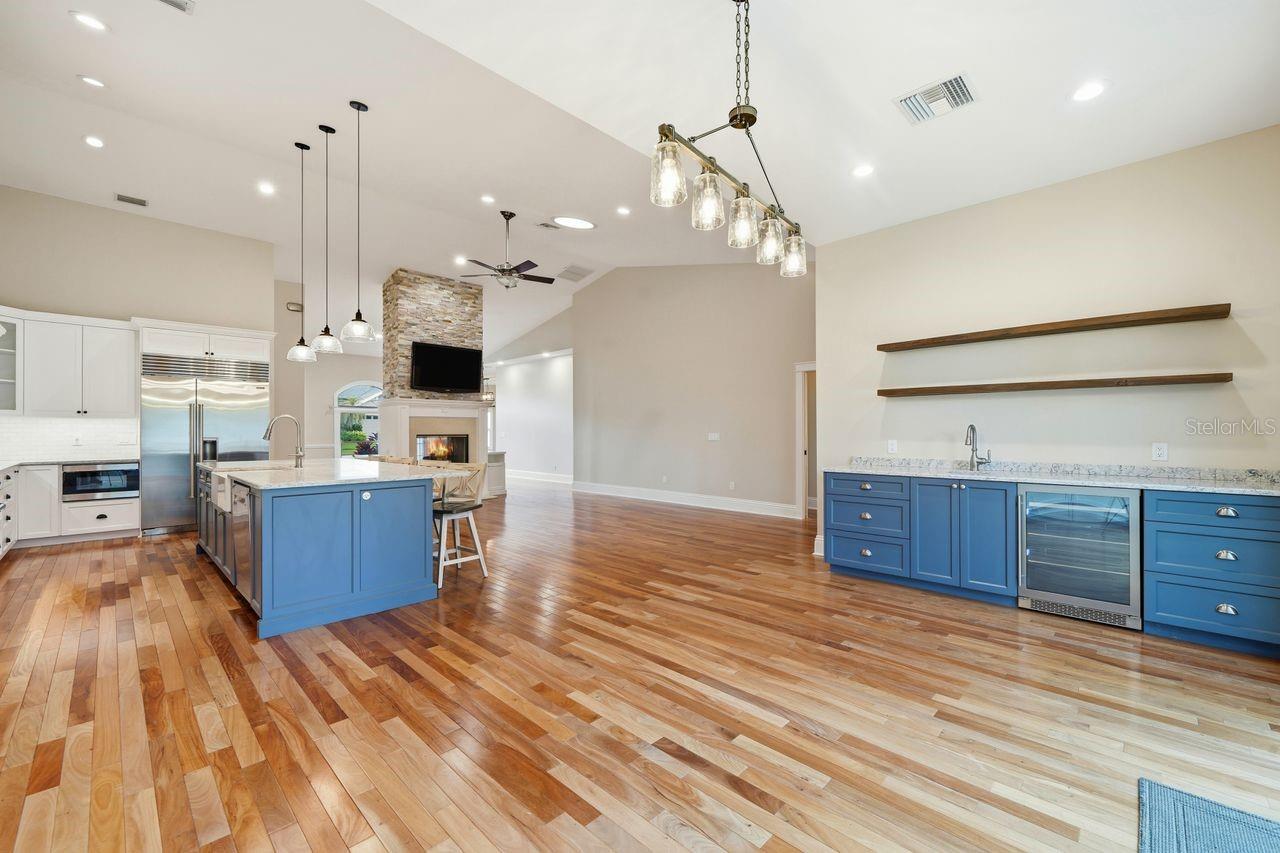 Image 23 of 57 For 700 Westfield Court