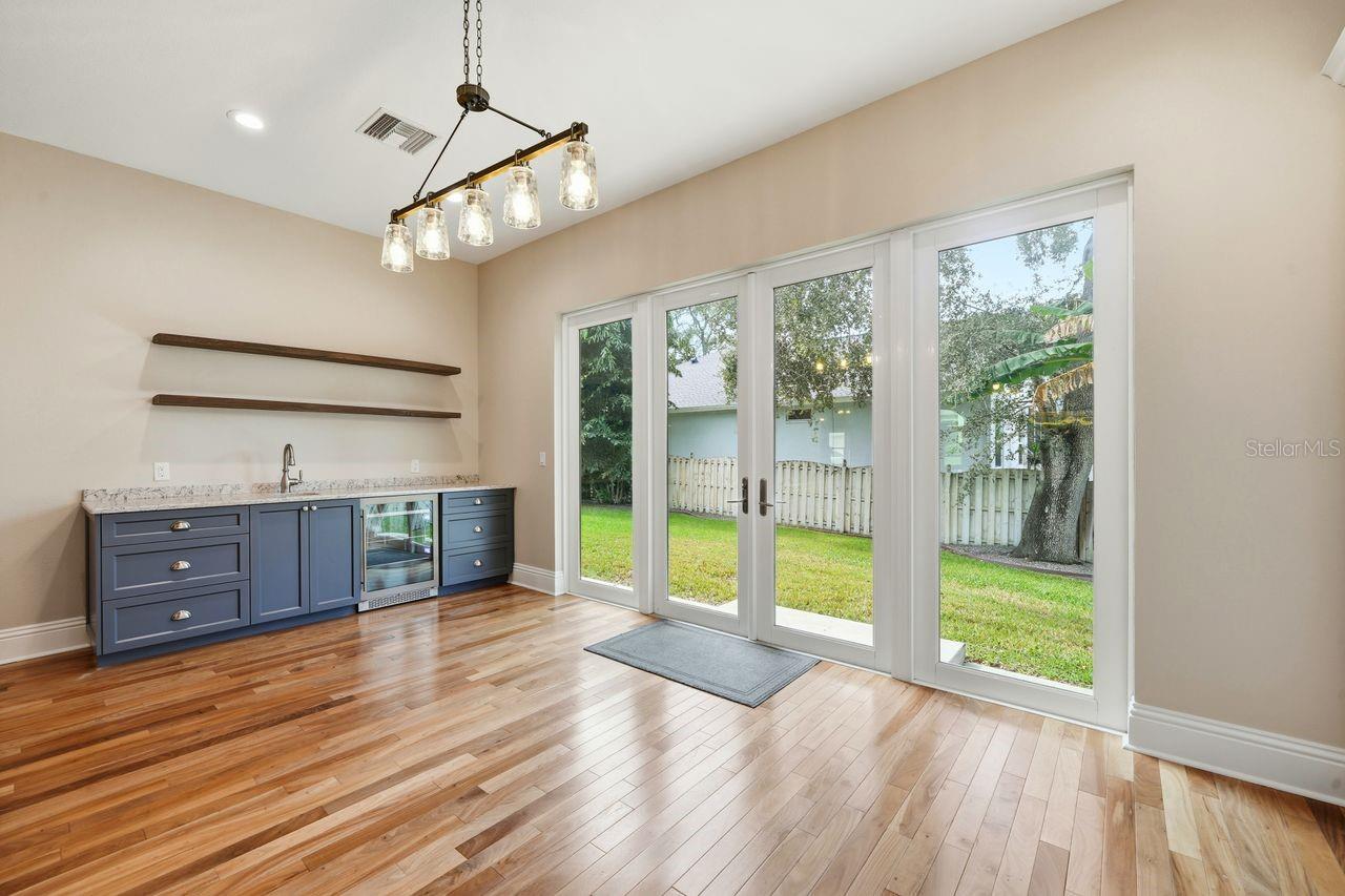 Image 25 of 57 For 700 Westfield Court