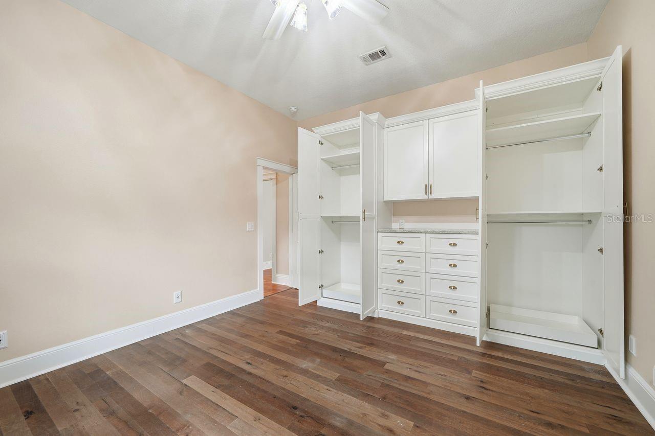 Image 40 of 57 For 700 Westfield Court