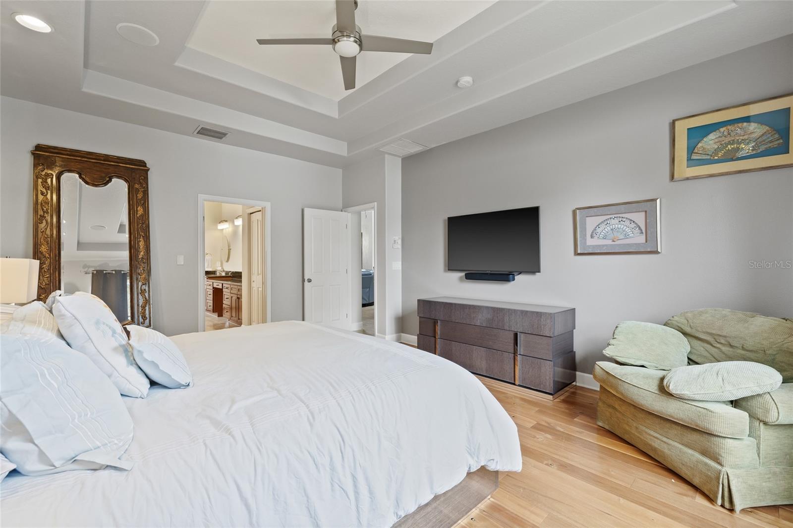 Image 14 of 45 For 3709 Horatio Street