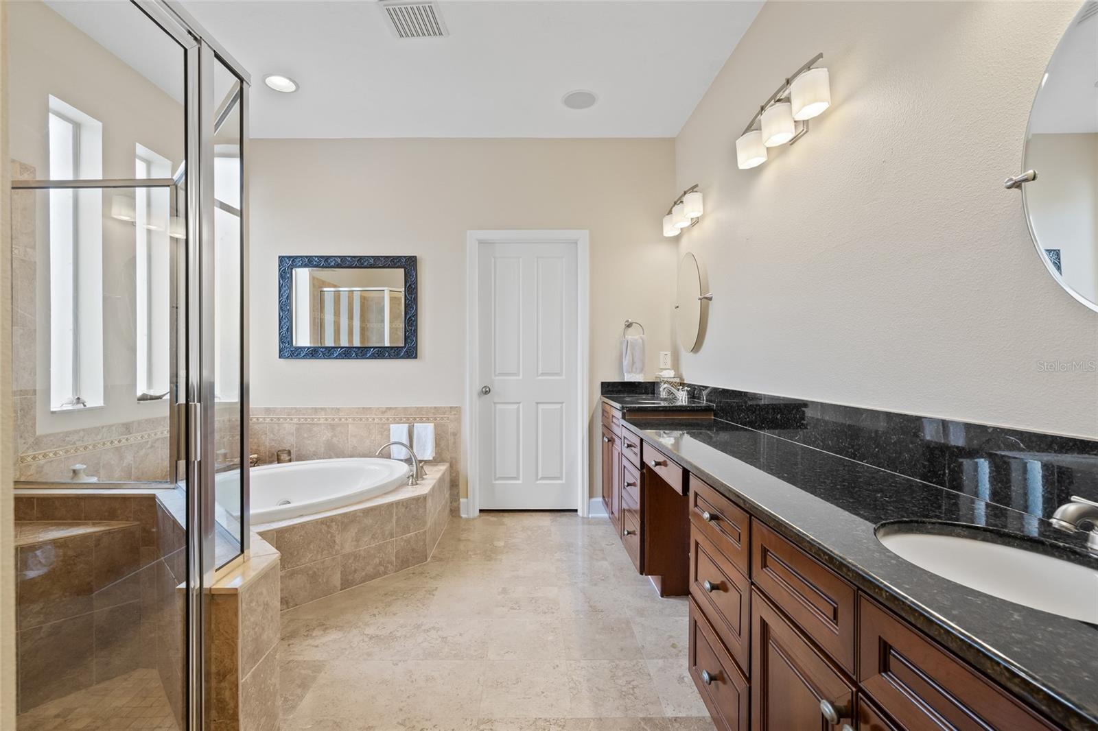 Image 16 of 45 For 3709 Horatio Street