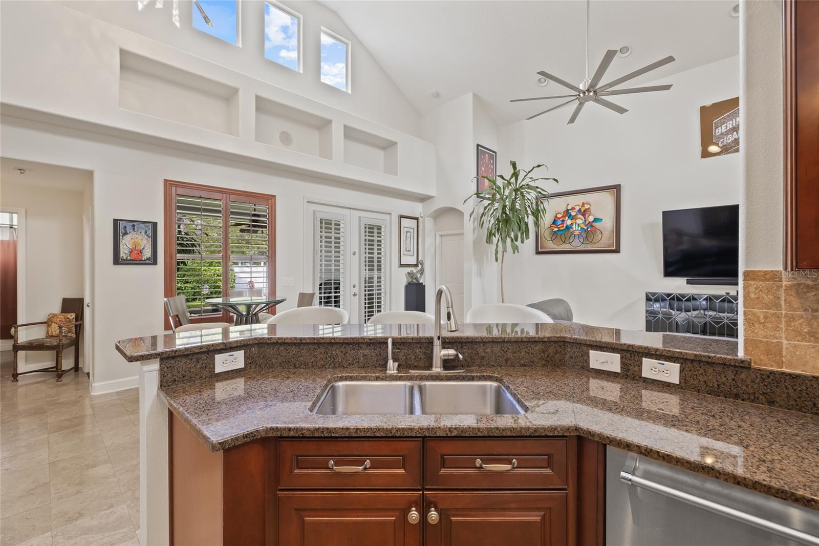 Image 40 of 45 For 3709 Horatio Street