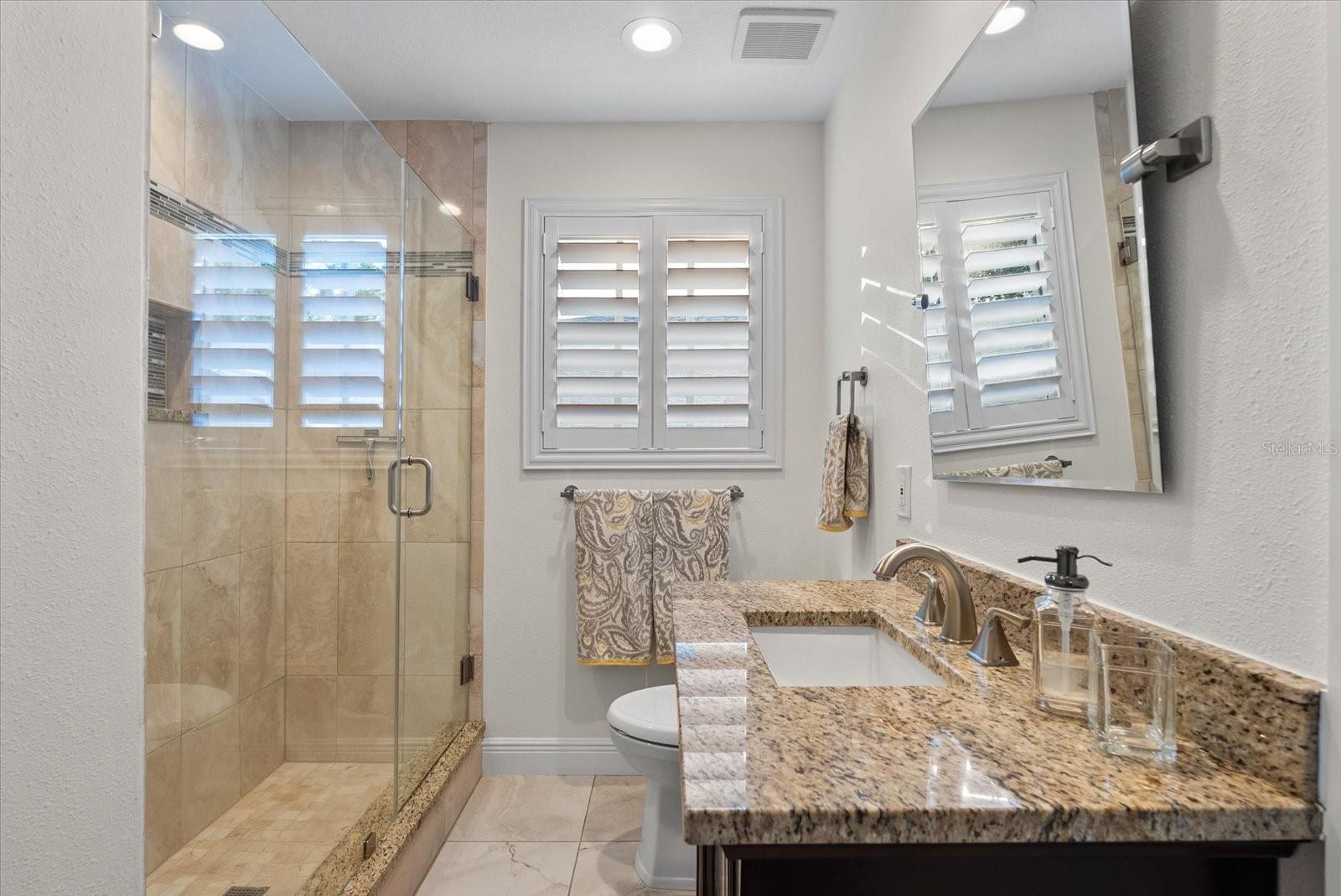 Image 11 of 35 For 2902 North B Street