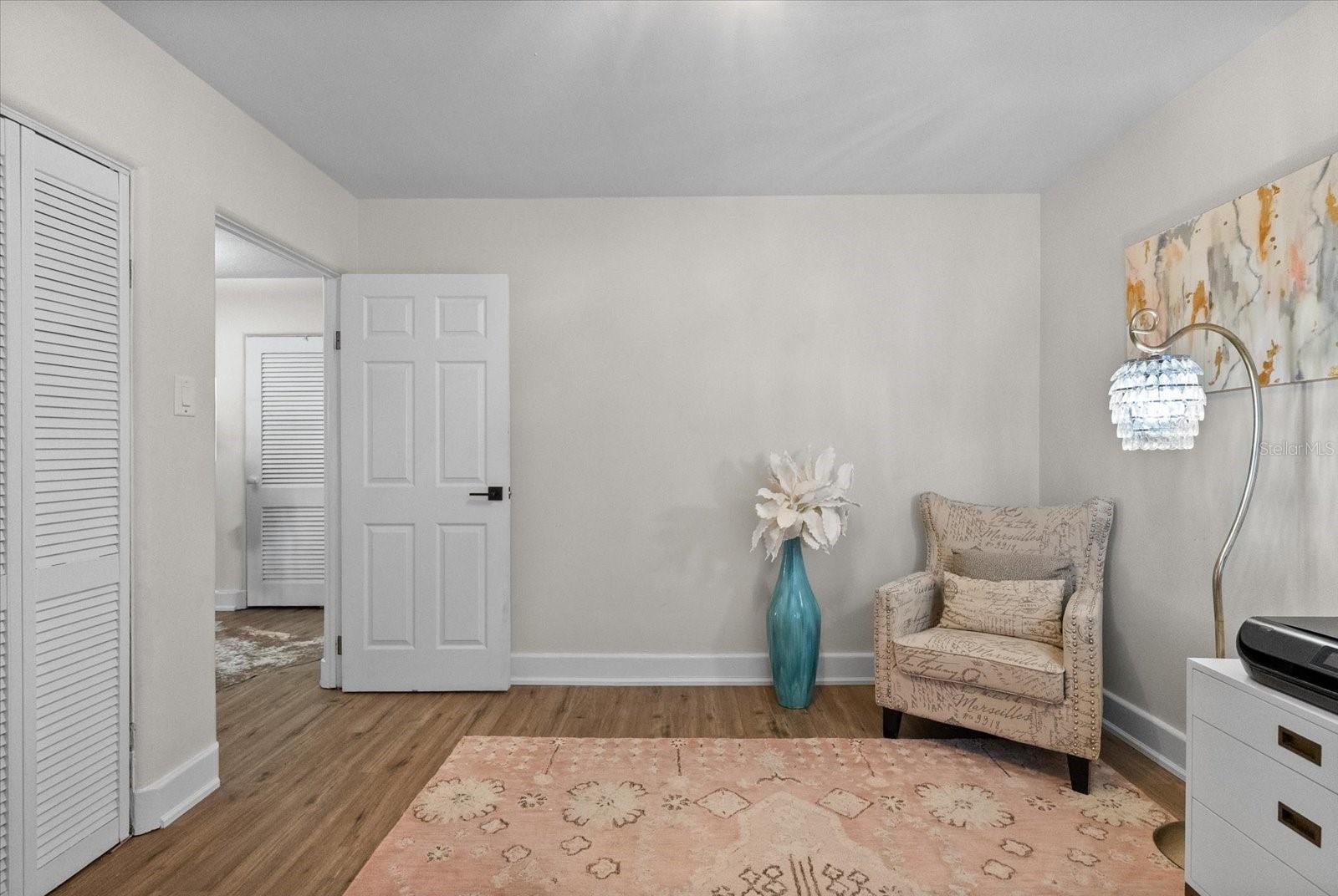 Image 13 of 35 For 2902 North B Street