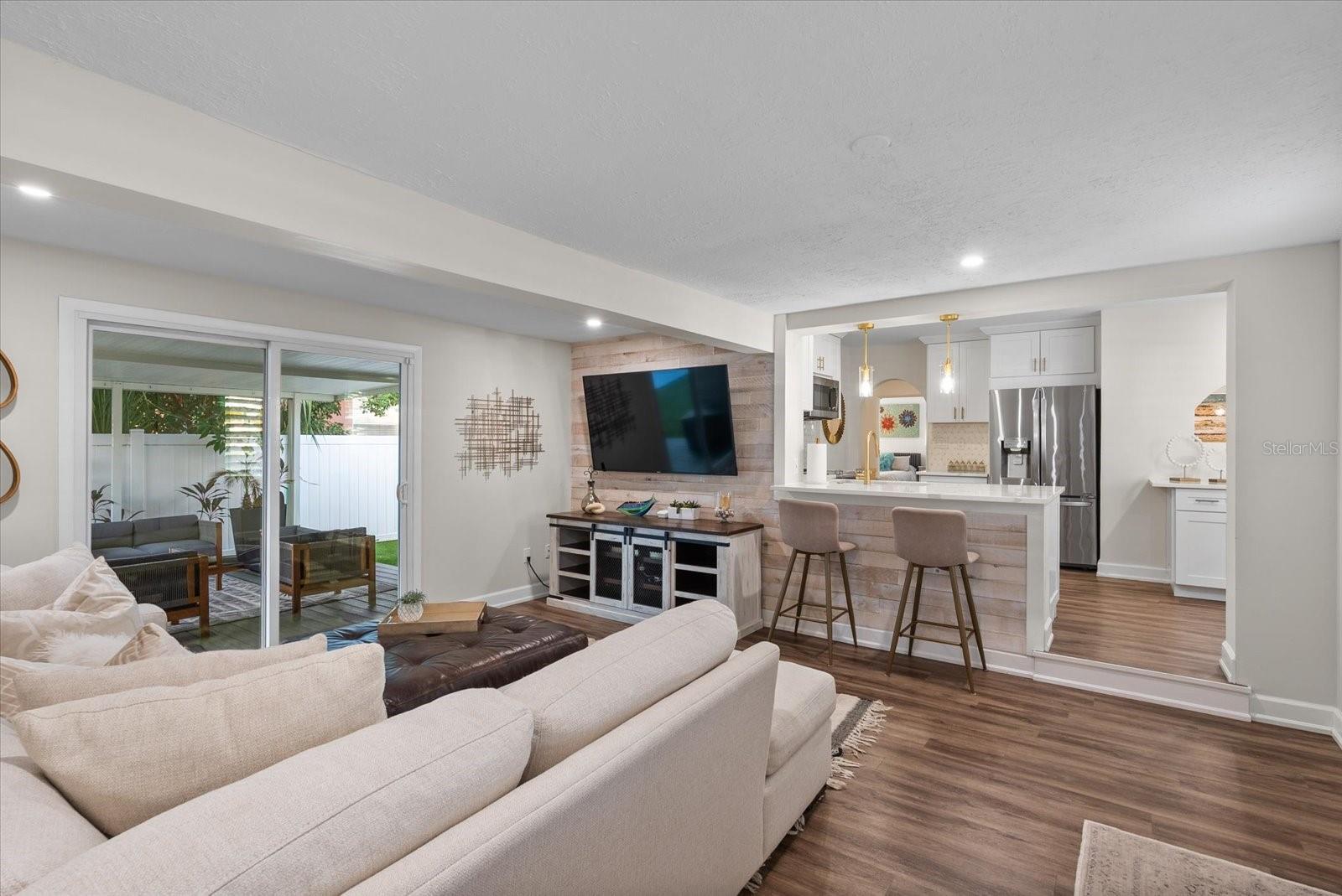 Image 20 of 35 For 2902 North B Street