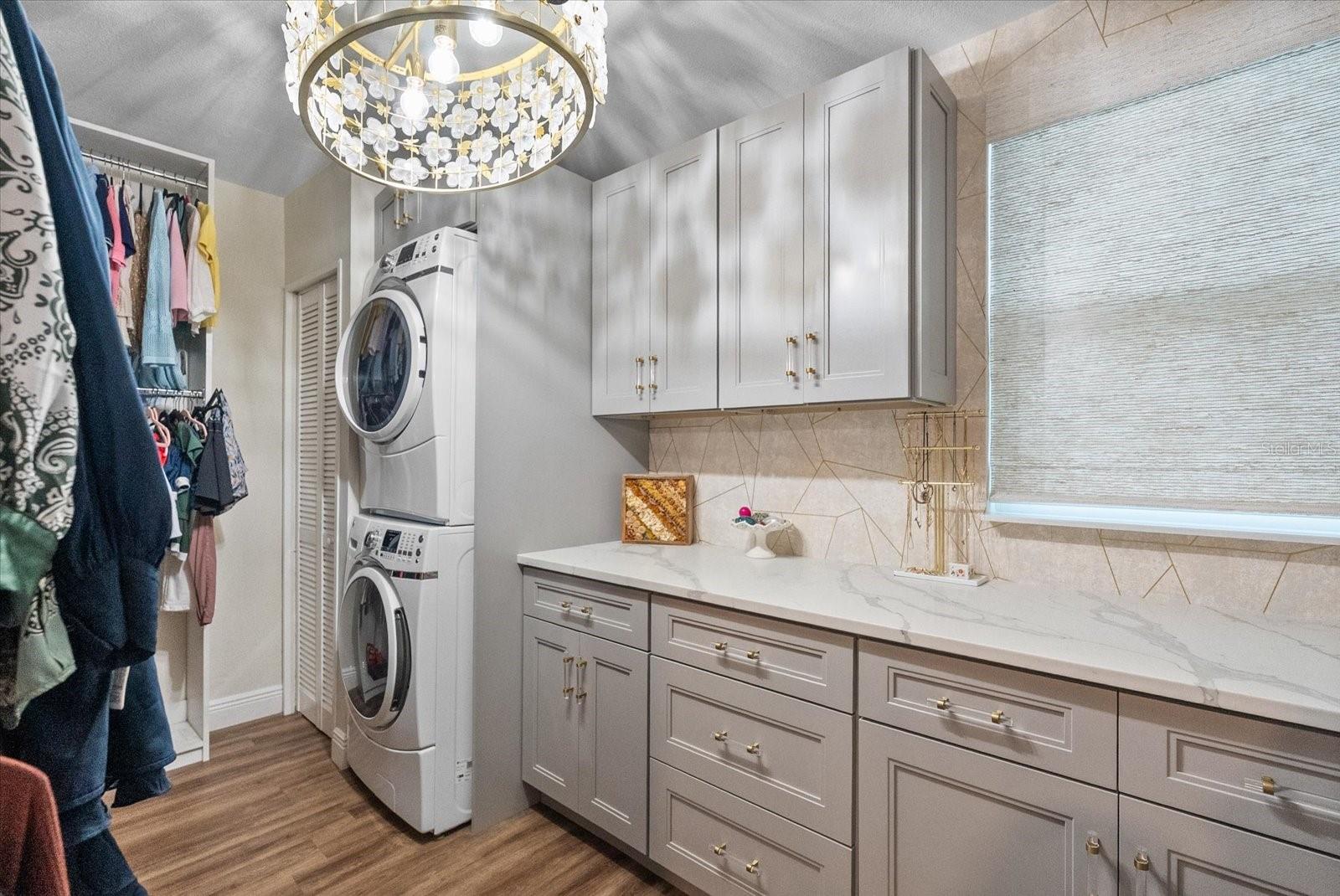 Image 27 of 35 For 2902 North B Street