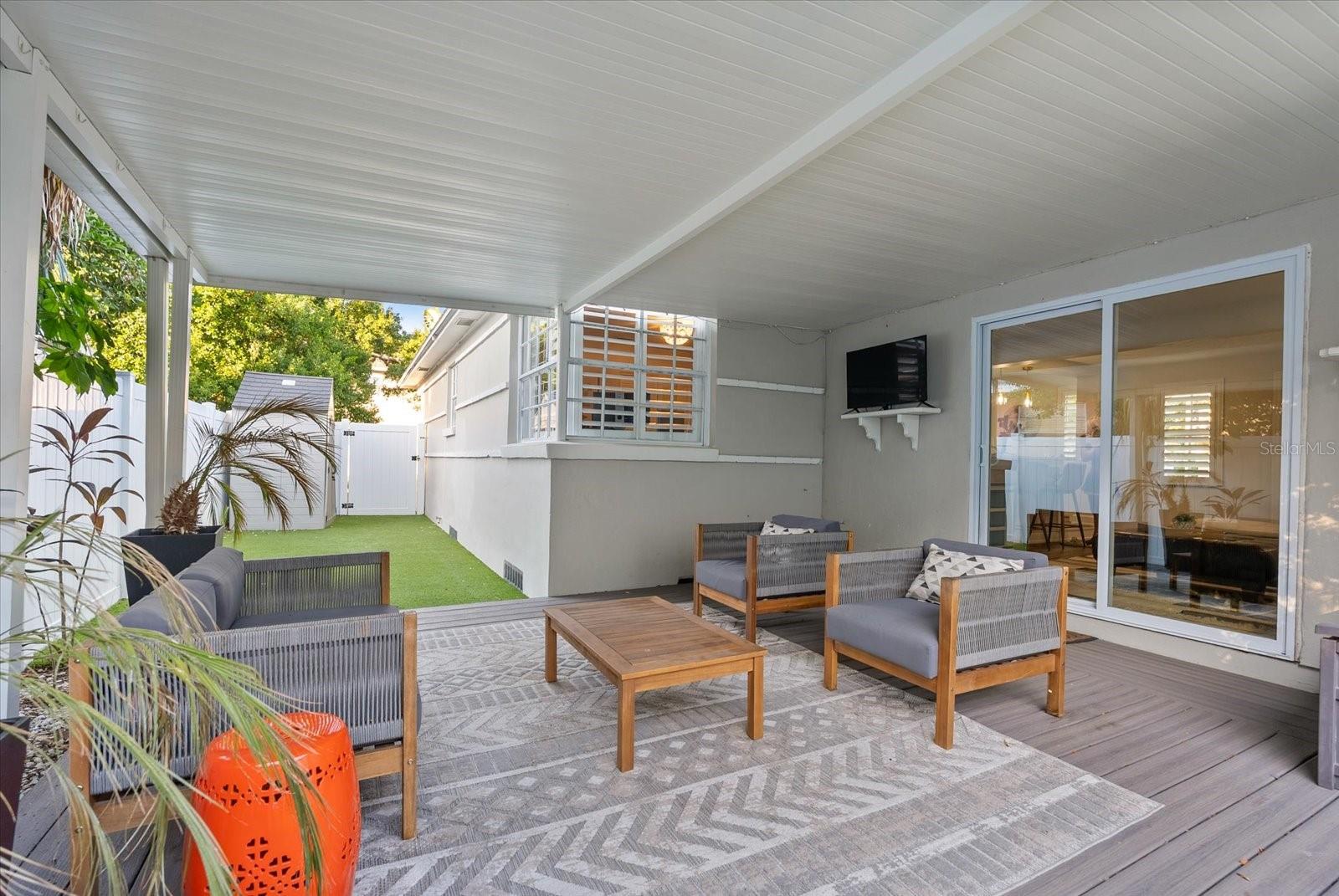 Image 31 of 35 For 2902 North B Street