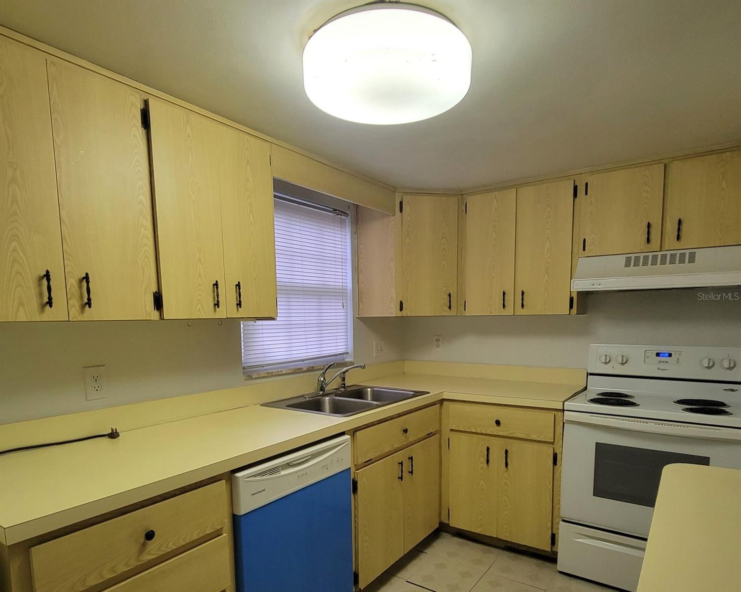 Image 7 of 16 For 1143 85th Terrace N D