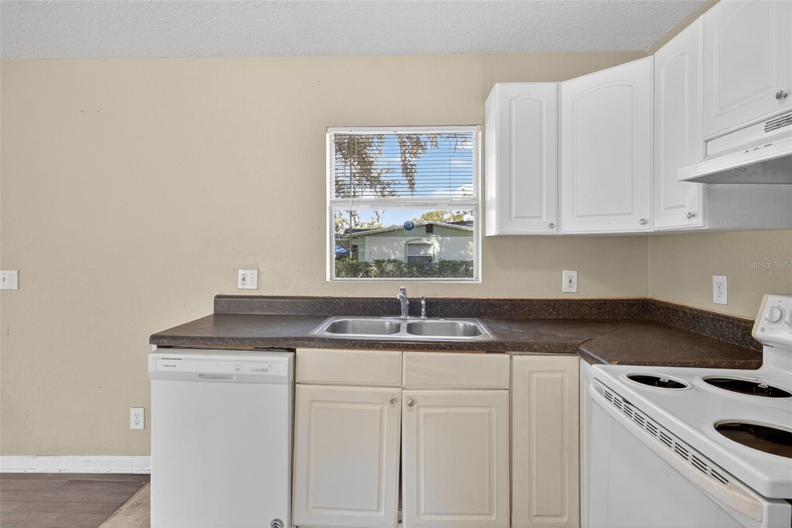 Image 16 of 33 For 2602 Emma Street