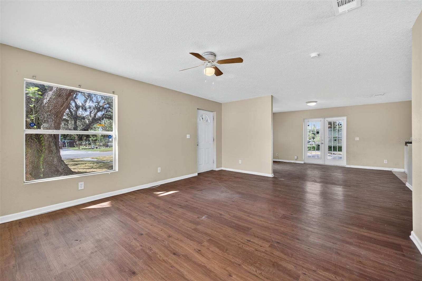 Image 6 of 33 For 2602 Emma Street