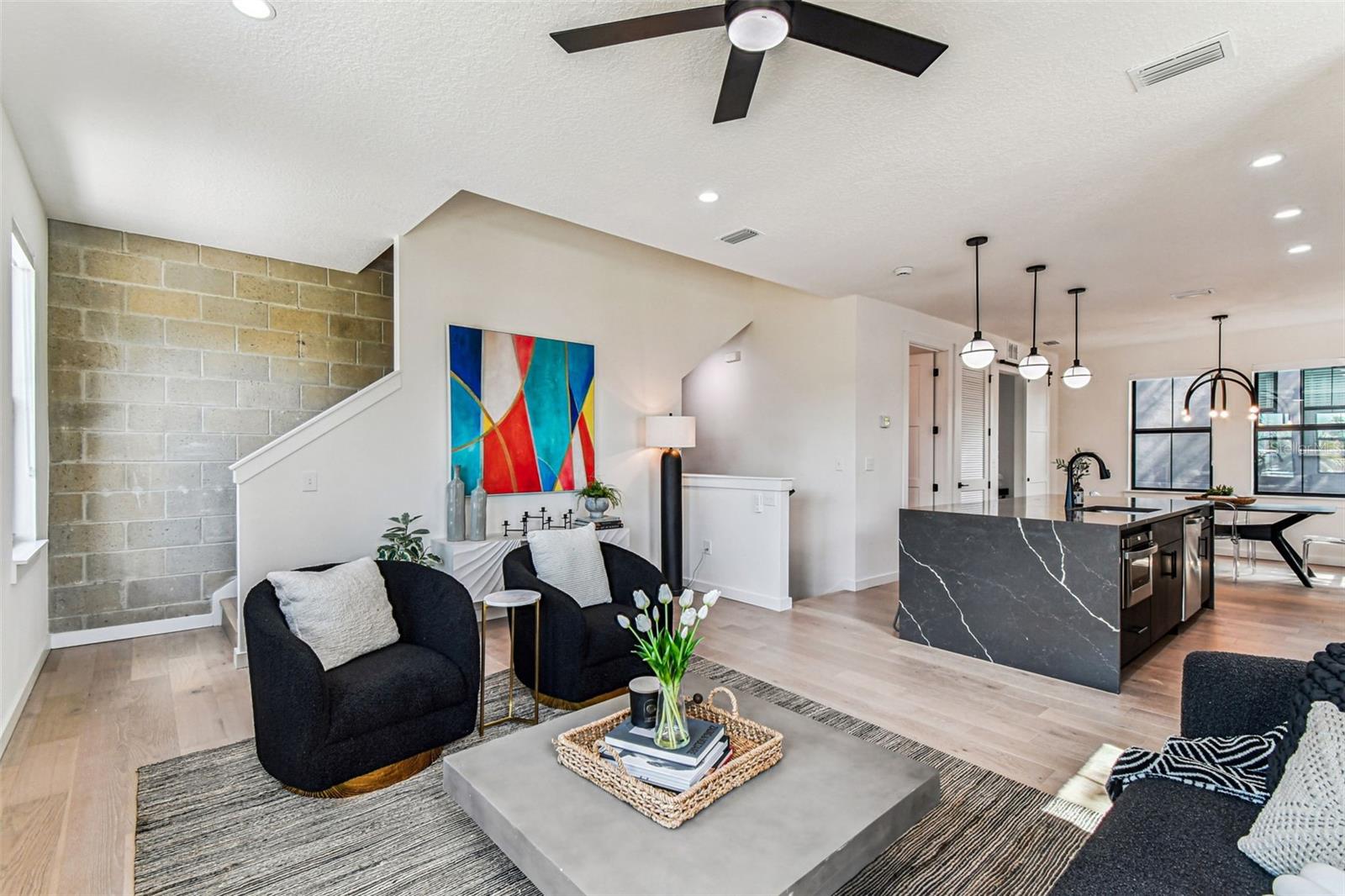 Image 35 of 88 For 801 3rd Avenue 3