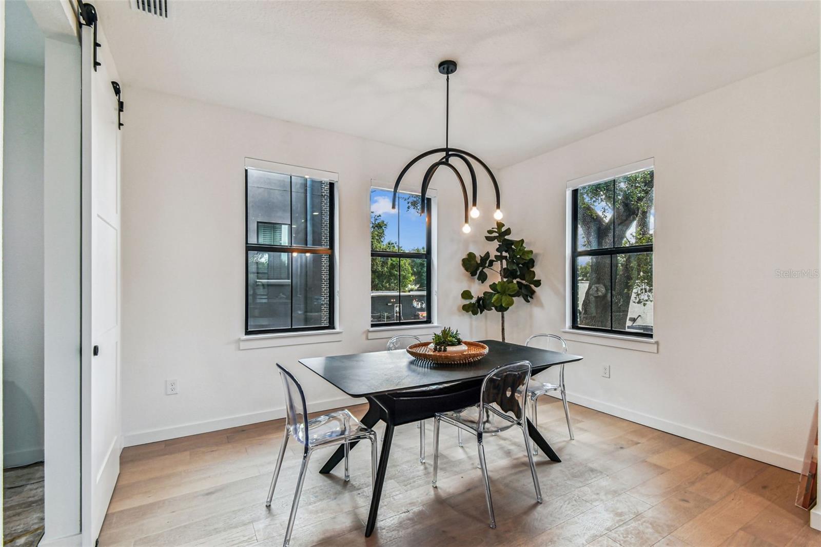 Image 37 of 88 For 801 3rd Avenue 3