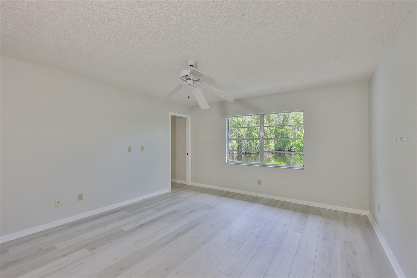 Image 20 of 45 For 2026 Hawkhurst Circle