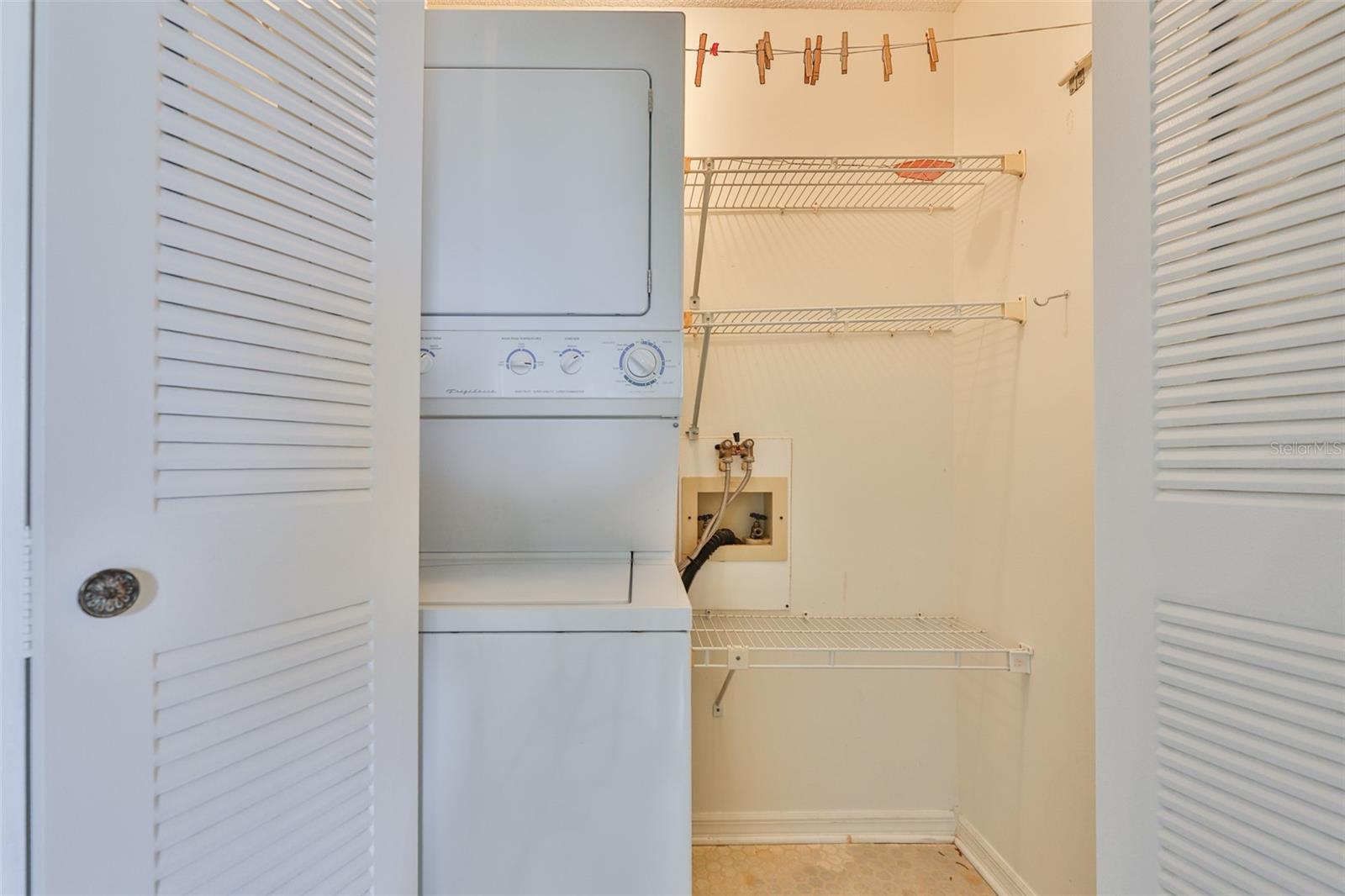 Image 32 of 45 For 2026 Hawkhurst Circle