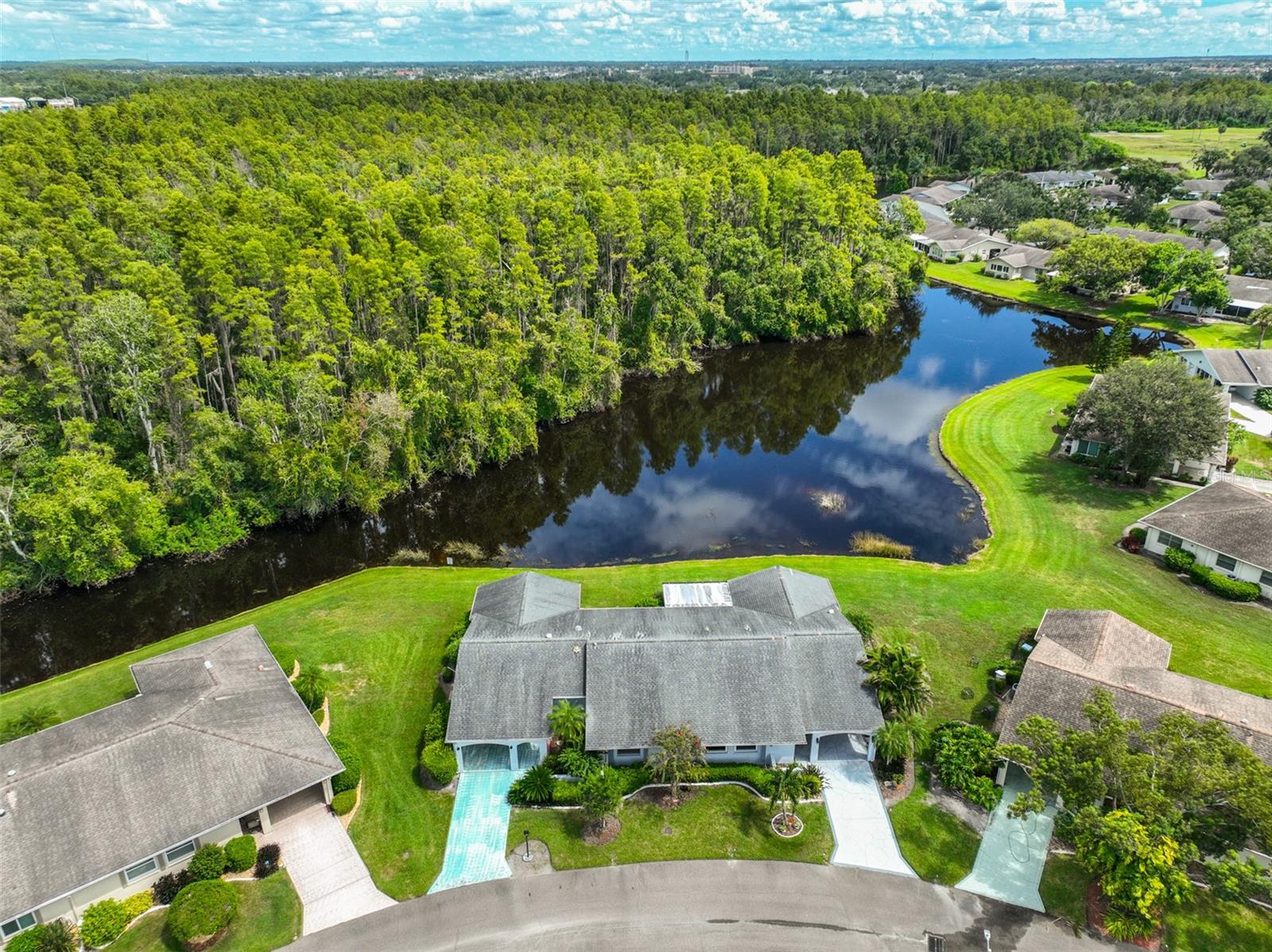 Image 39 of 45 For 2026 Hawkhurst Circle