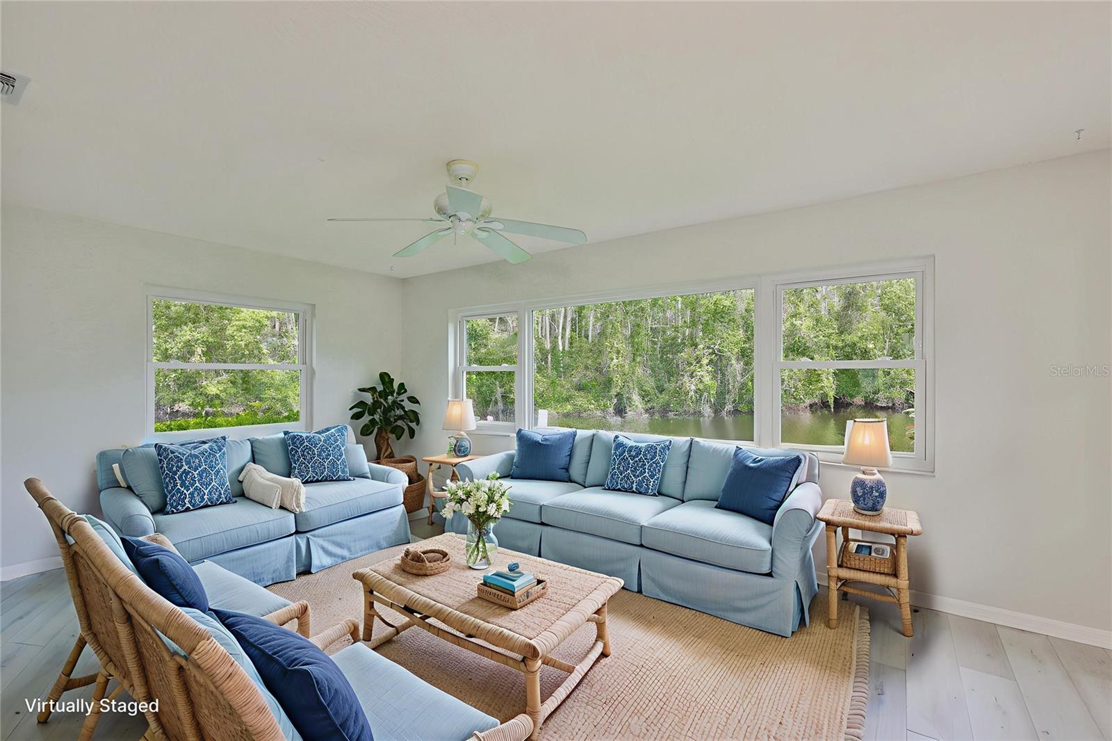 Image 7 of 45 For 2026 Hawkhurst Circle