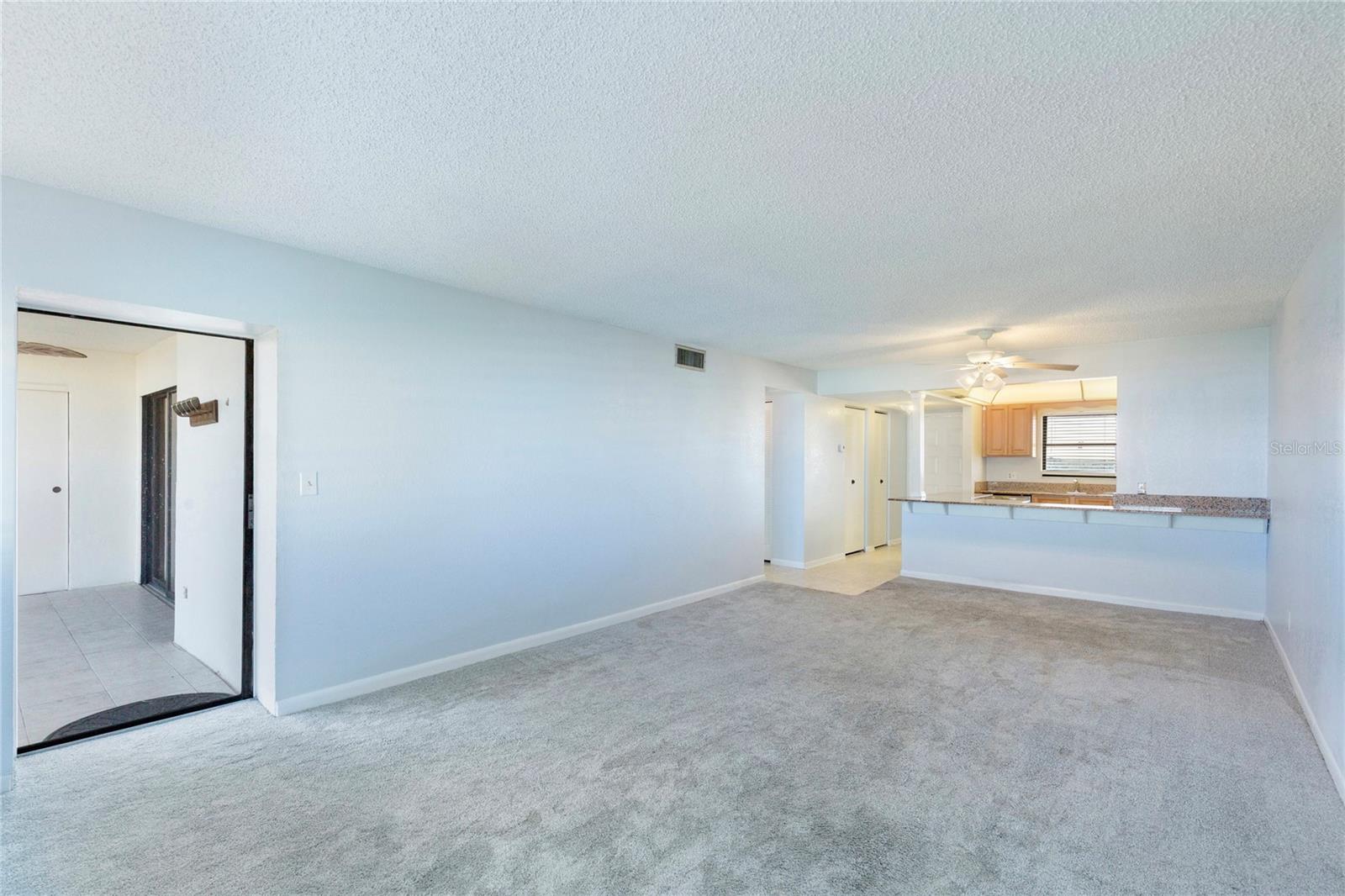 Image 10 of 44 For 1230 Gulf Boulevard 603