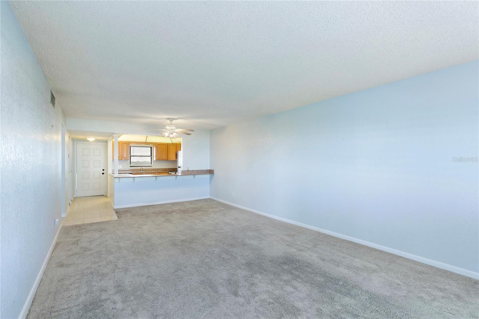 Image 11 of 44 For 1230 Gulf Boulevard 603