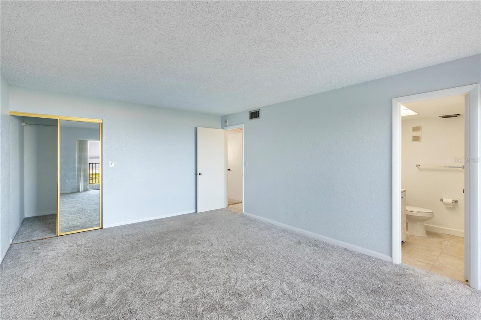 Image 28 of 44 For 1230 Gulf Boulevard 603