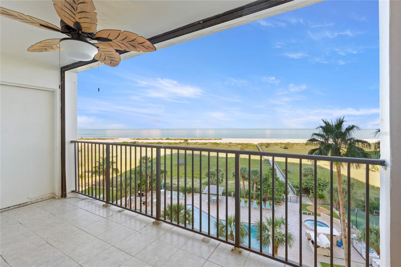 Image 35 of 44 For 1230 Gulf Boulevard 603