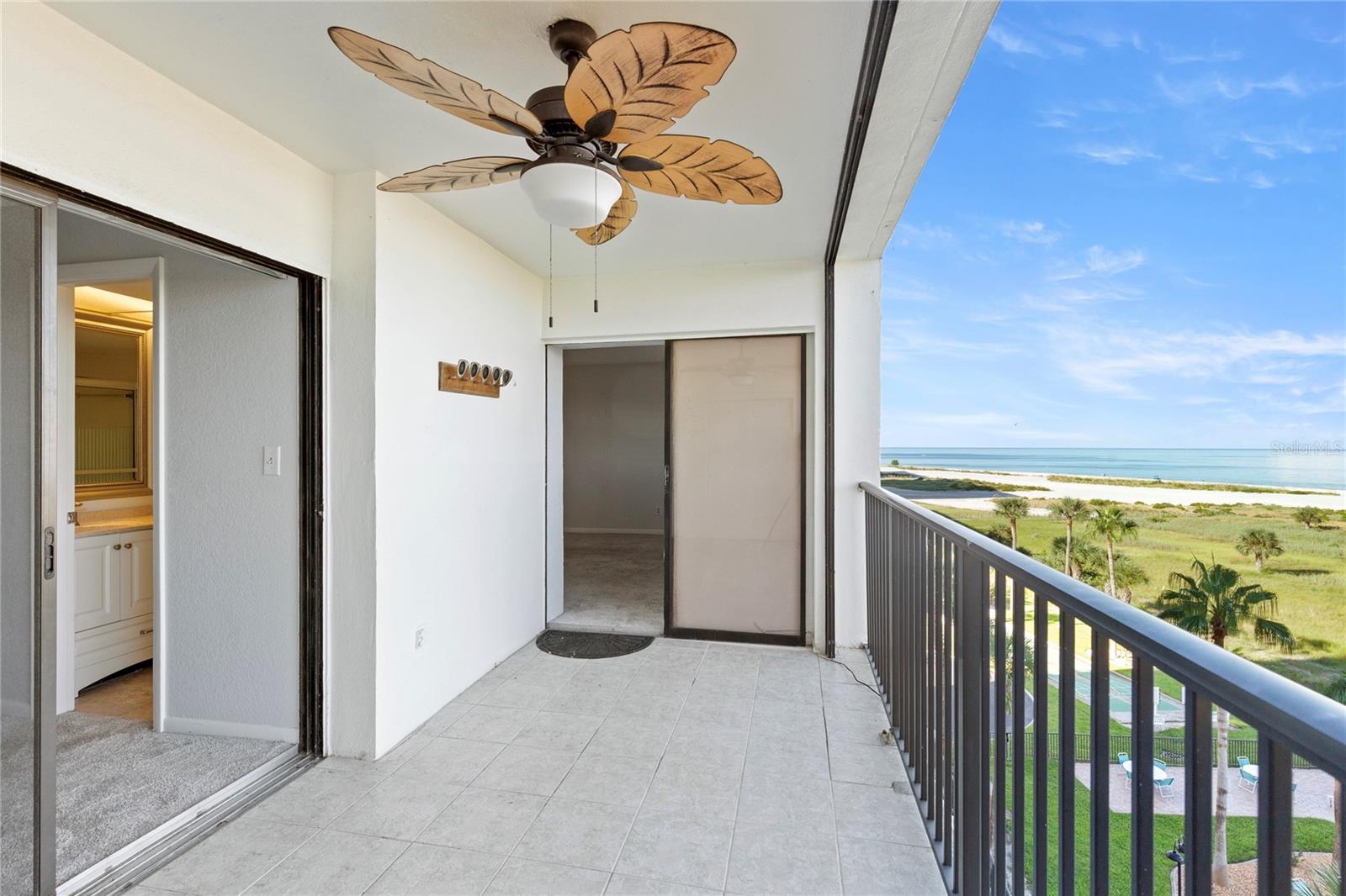 Image 36 of 44 For 1230 Gulf Boulevard 603