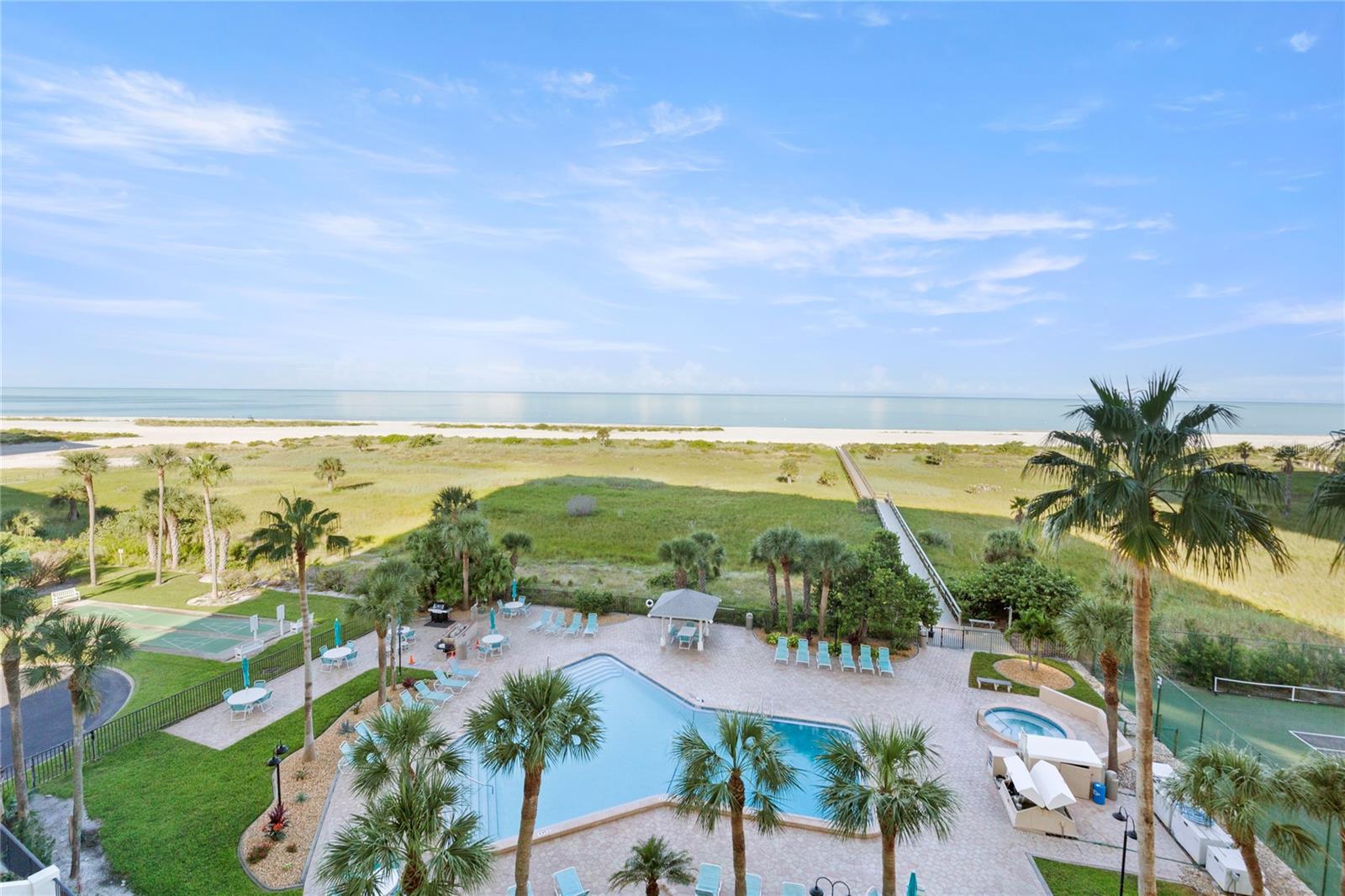 Image 37 of 44 For 1230 Gulf Boulevard 603