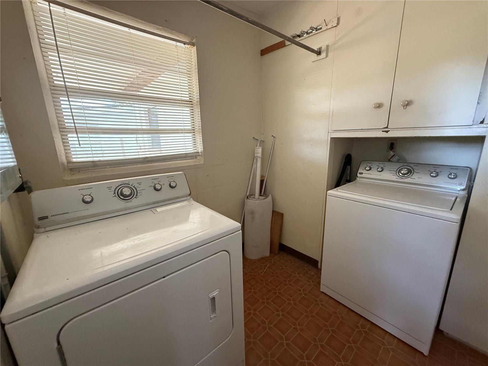Image 10 of 12 For 3234 37th Street N
