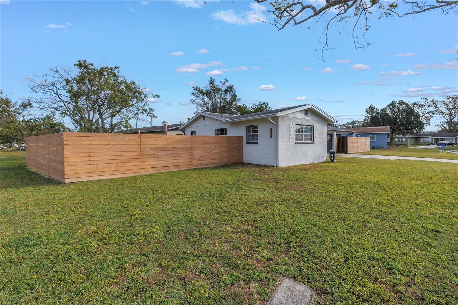Listing photo id 20 for 8701 56th Street N