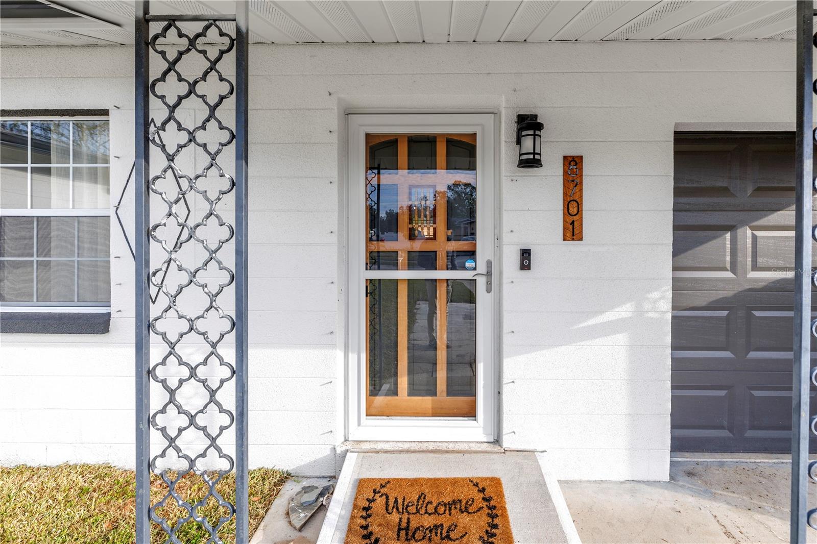 Listing photo id 22 for 8701 56th Street N