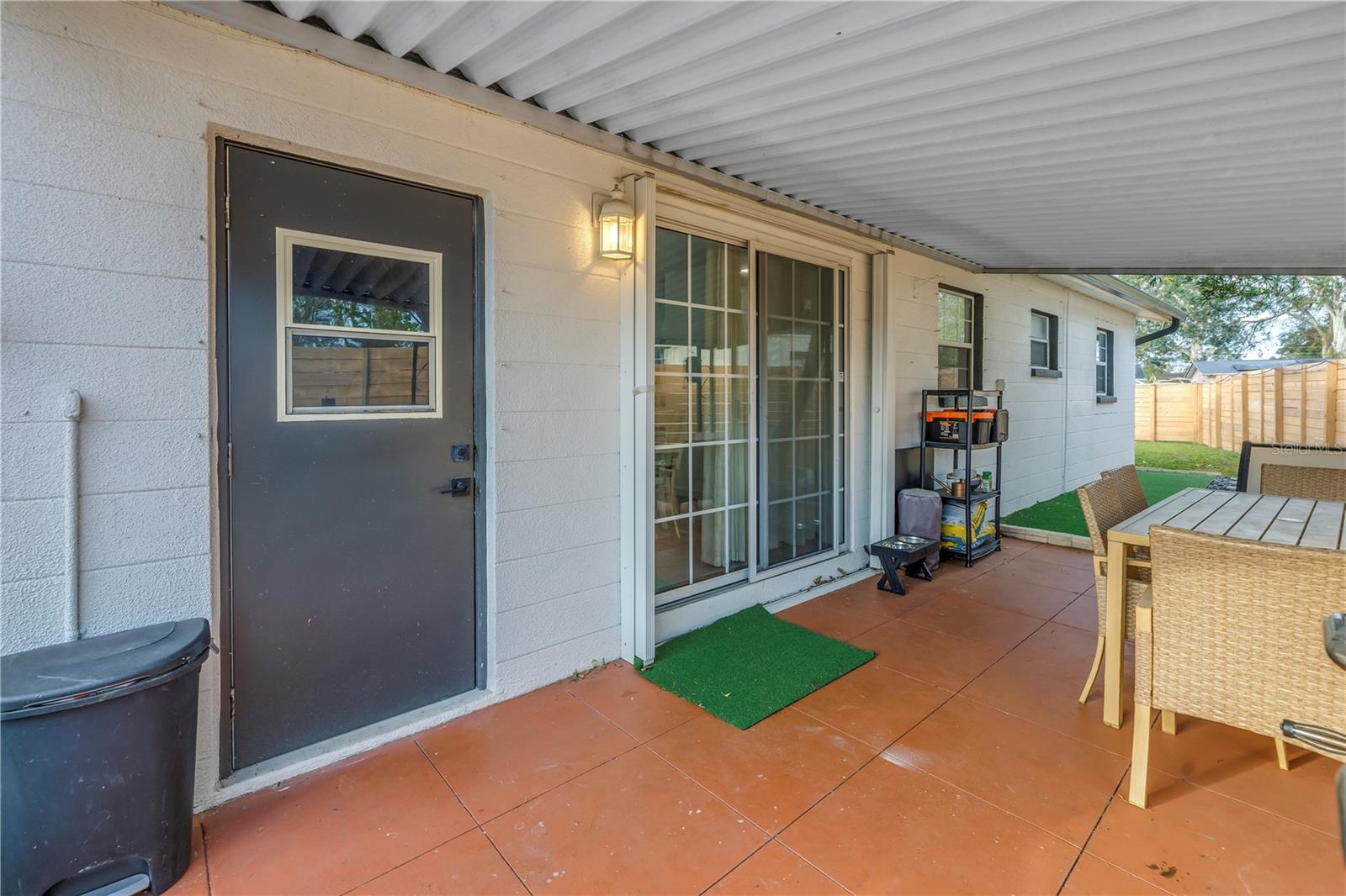 Listing photo id 28 for 8701 56th Street N