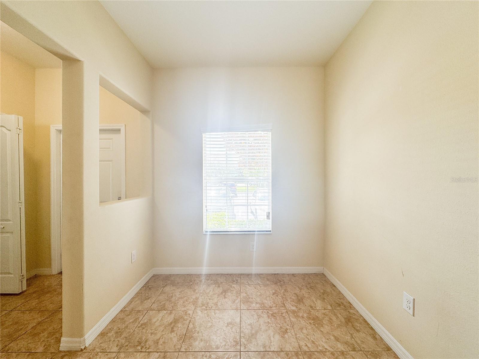 Image 6 of 14 For 8542 Gablebend Way 8542