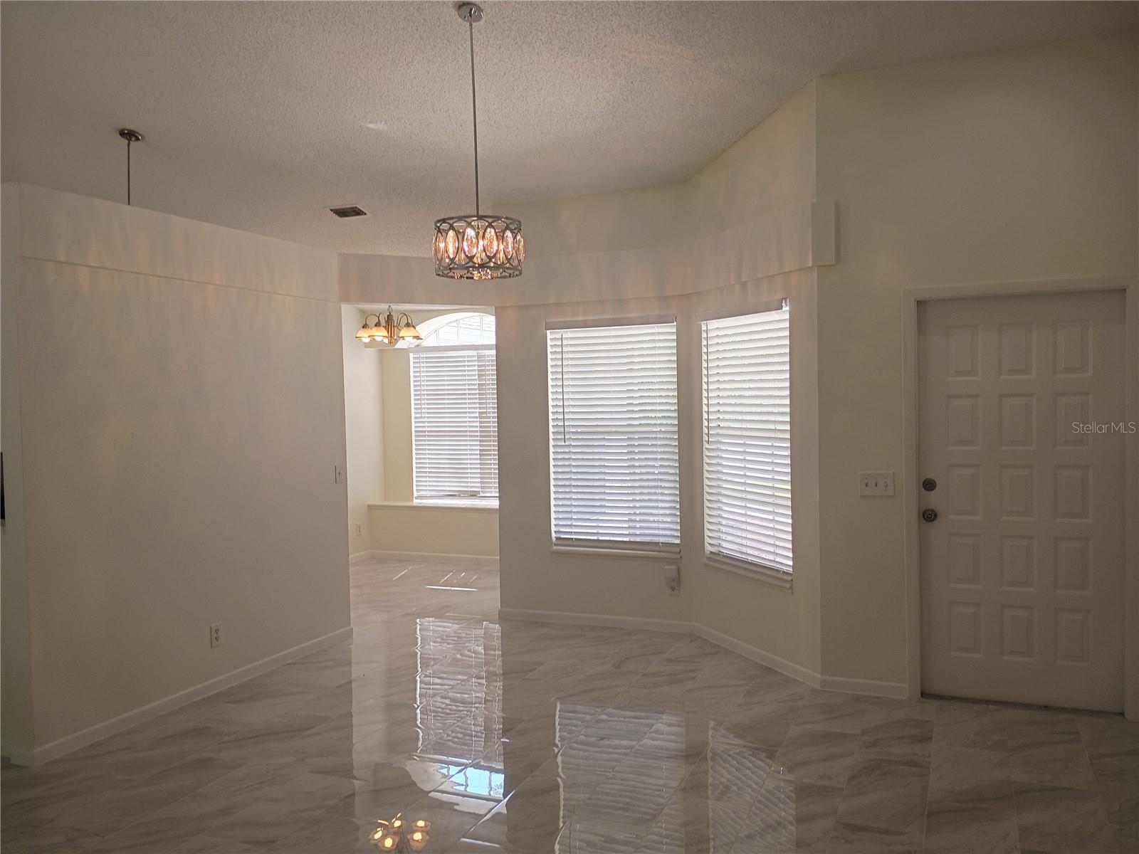 Image 12 of 46 For 1237 Mazarion Place