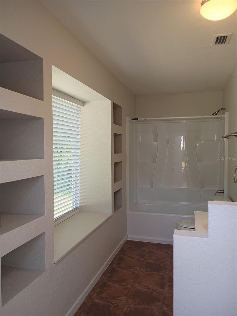 Image 32 of 46 For 1237 Mazarion Place