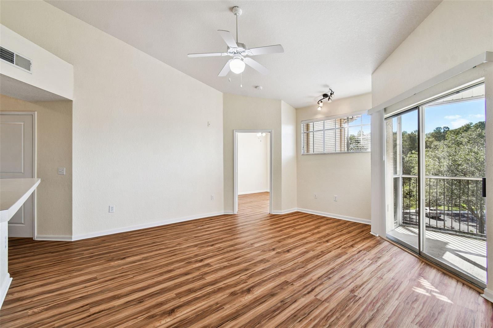 Image 15 of 98 For 5125 Palm Springs Boulevard 8303